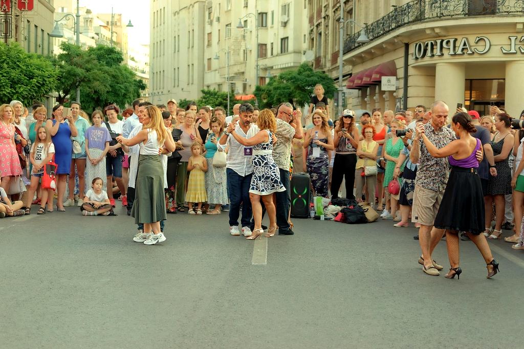 Street dance battle with hip hop dancers